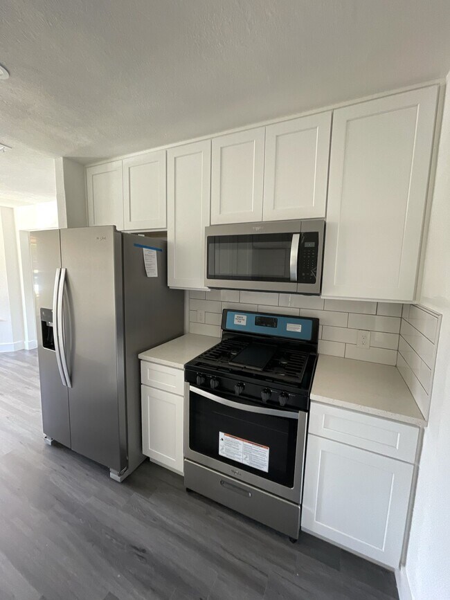 Building Photo - 501 Dry Creek Ct