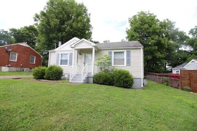 Building Photo - 2922 Emery Dr