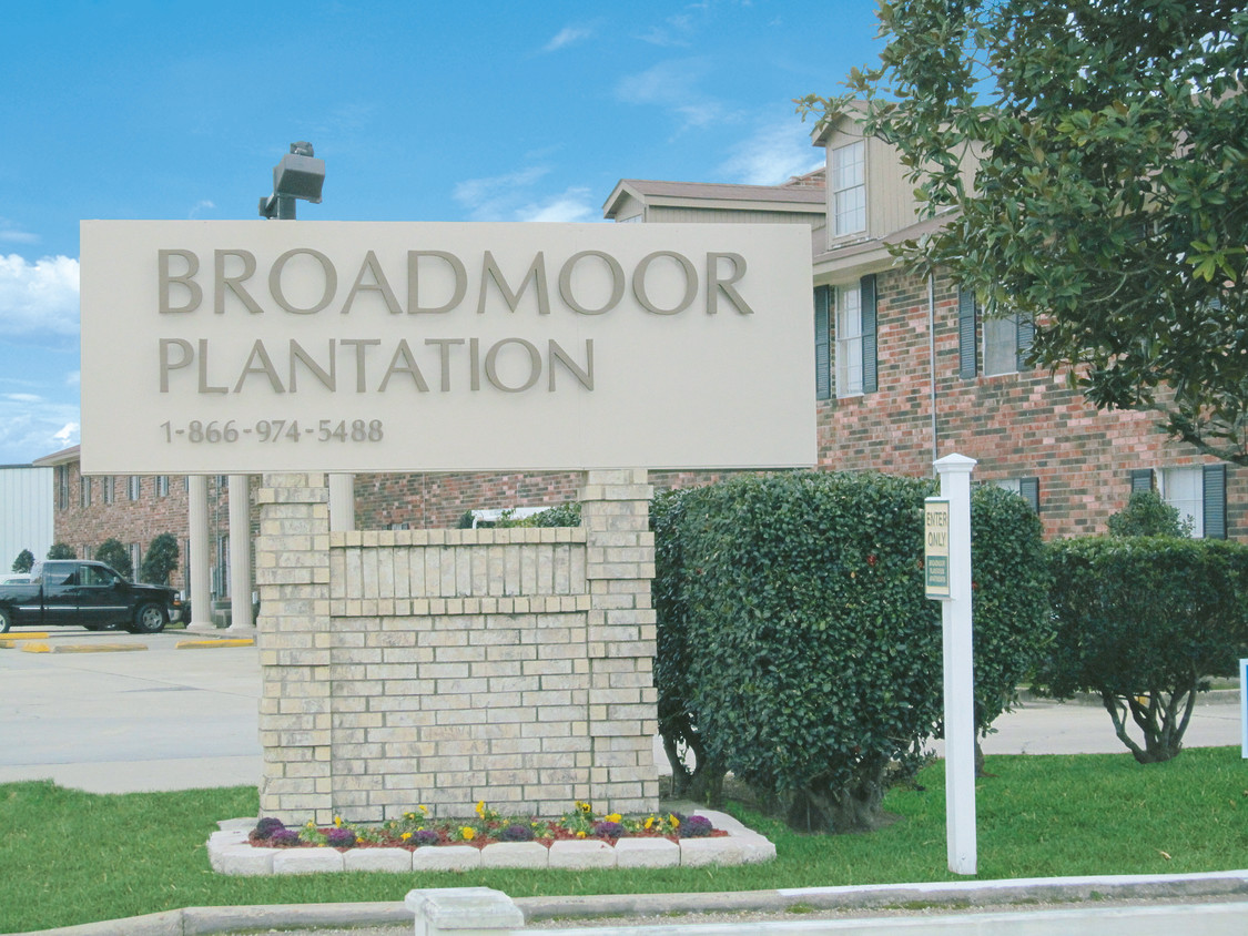 Foto principal - Broadmoor Plantation Apartments