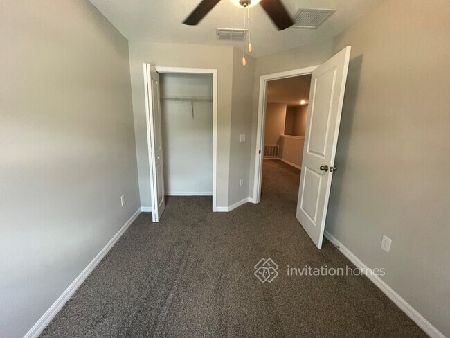 Foto del edificio - 8480 Houndstooth Enclave Dr