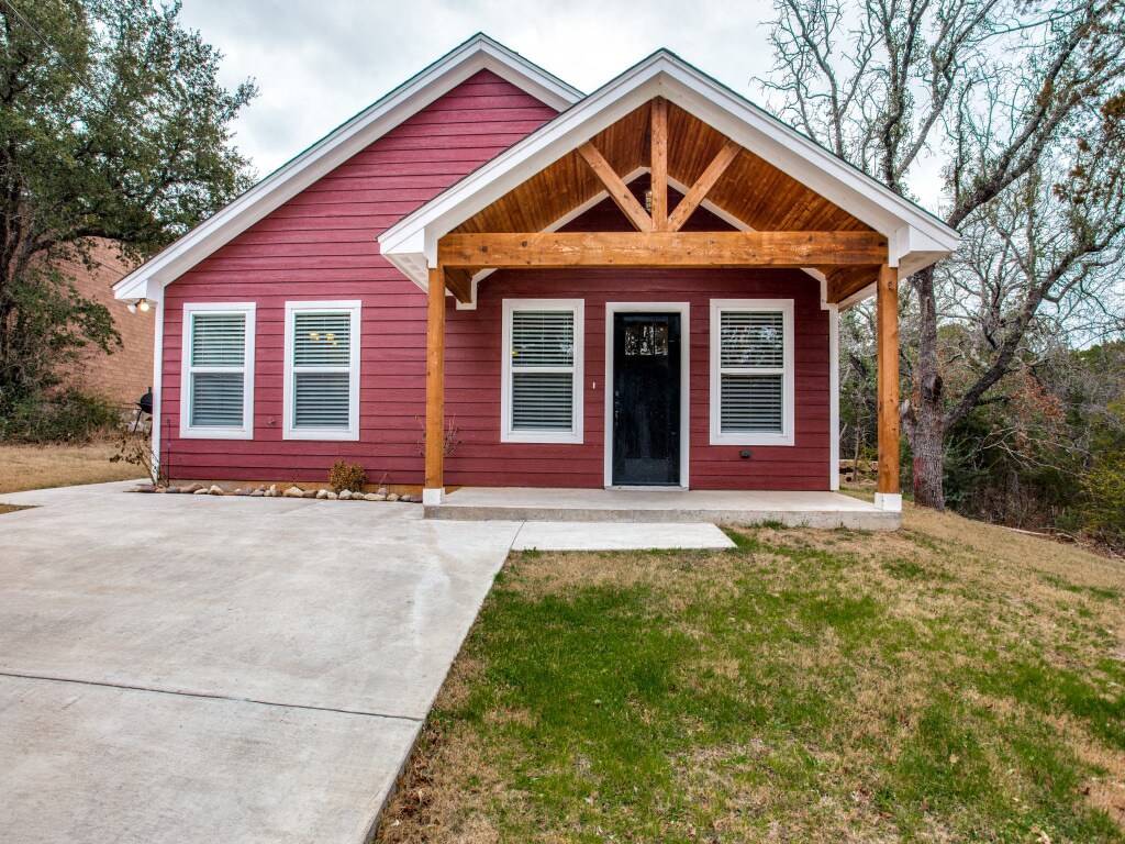 2019 Custom Home - 1823 Hidden Valley Rd