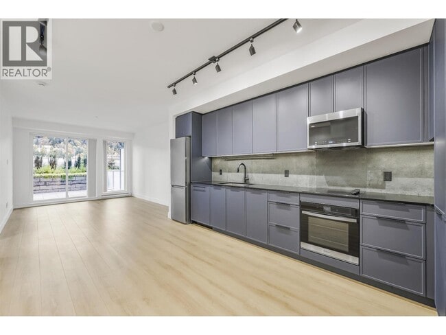 Building Photo - 3075 Murray St