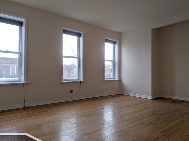 Foto del edificio - 3000 N Whipple St