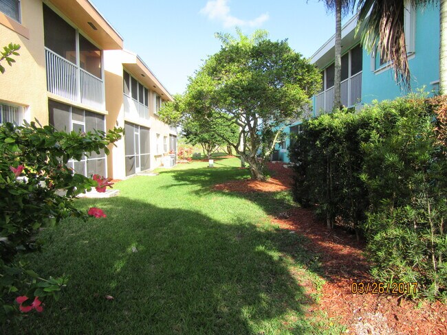 Foto del edificio - 2651 SE 19th Ct