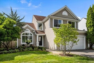 Building Photo - 872 Tylerton Cir
