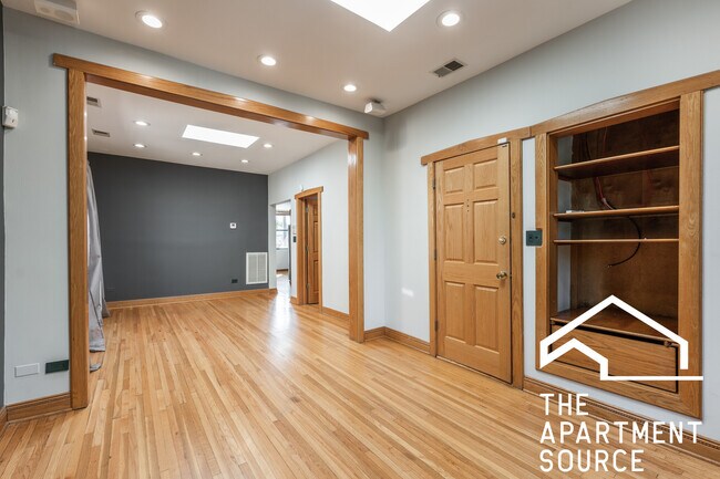 Building Photo - 3743 N Saint Louis Ave