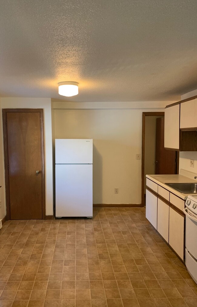 Building Photo - Mill Street Realty