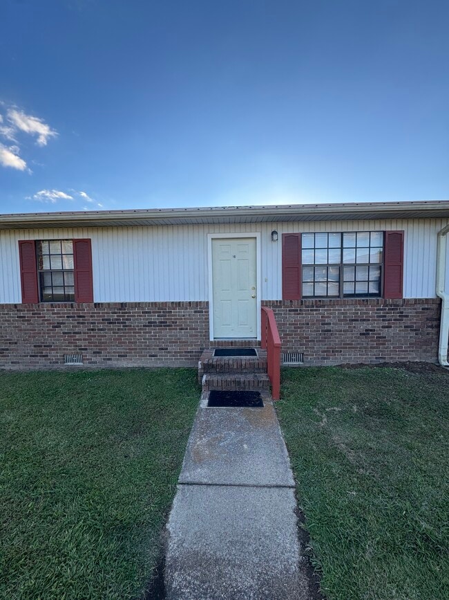 Building Photo - 812 Blackwell Dairy Rd