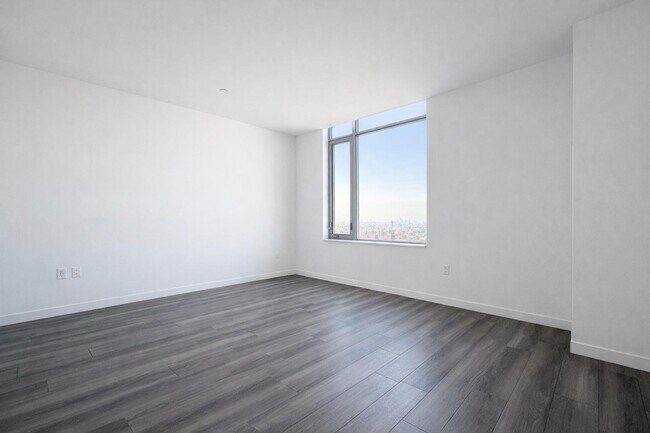 Building Photo - 1524 Sheepshead Bay Rd