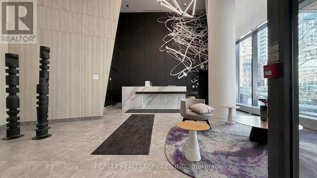 Photo du bâtiment - 20 Tubman Ave