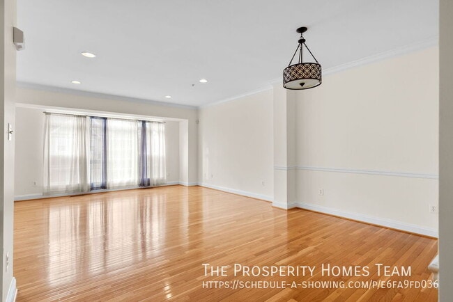 Foto del edificio - 9752 Evening Bird Ln