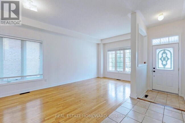 Building Photo - 119 Capera Dr