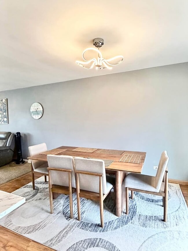 Foto del edificio - 1595 Oregon Trl