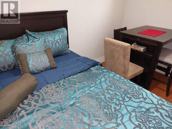 Photo du bâtiment - 168 Painted Post Dr