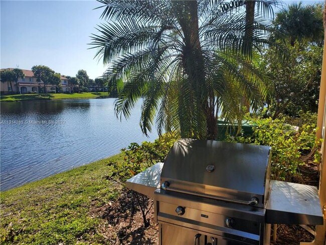 Foto del edificio - 2635 SW 84th Terrace