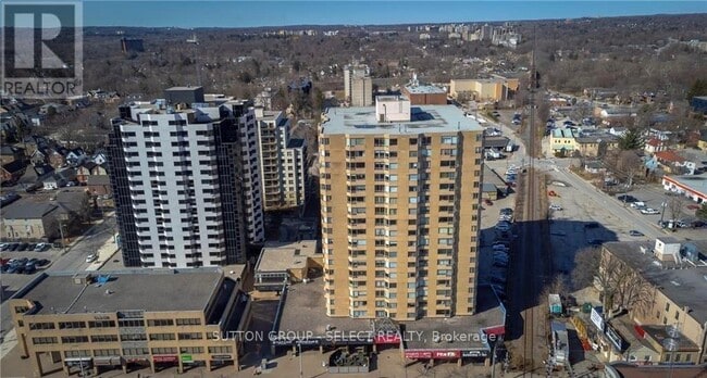 Building Photo - 695-1695 Richmond St