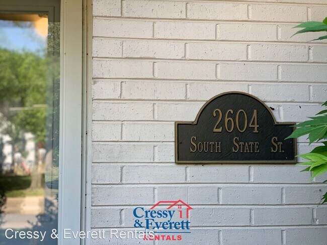 Building Photo - 3 br, 2 bath House - 2604 S State St.