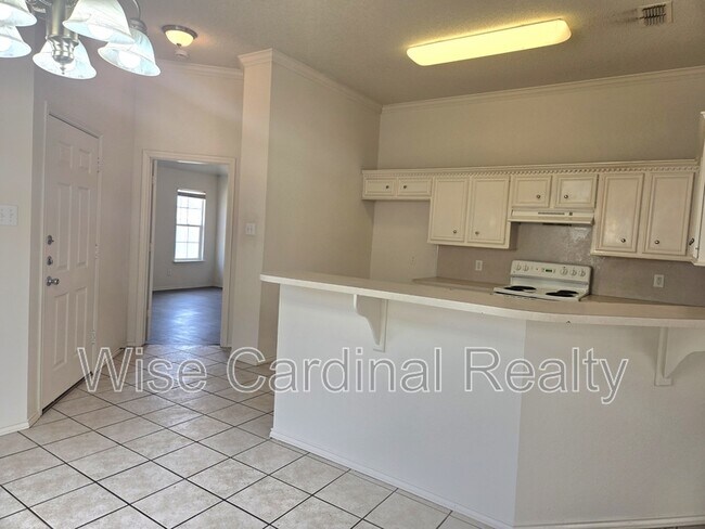 Building Photo - 5121 Albany Ave