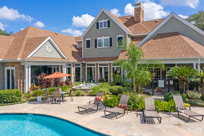 Sun Deck - The Lodge at West Oaks