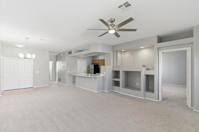 Foto del edificio - 5450 E McLellan Rd