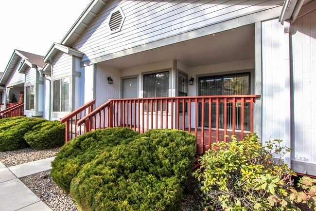 Building Photo - Montana Terrace Condo