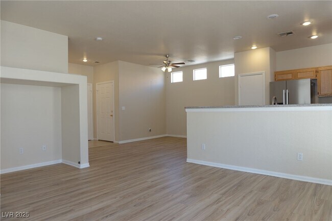 Foto del edificio - 5258 Cedar Bridge Ct