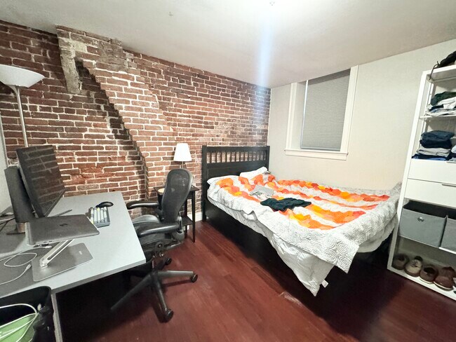 Foto del edificio - 210 Northampton St