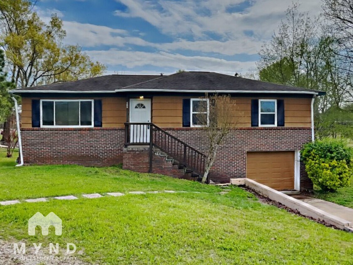 Primary Photo - 617 5th Way