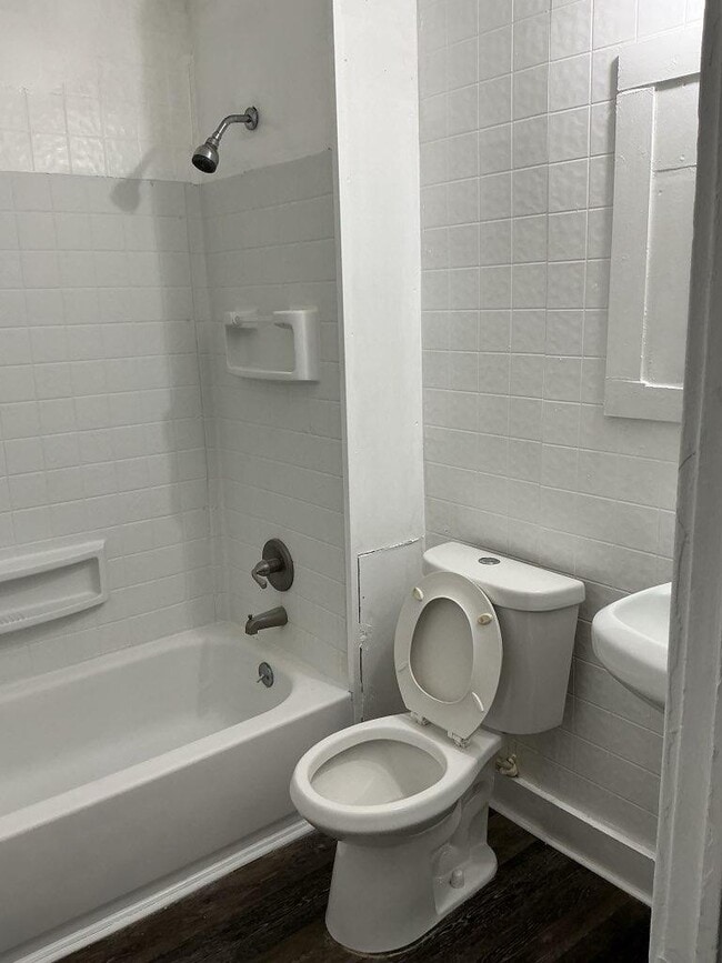 Building Photo - 13821 Othello Ave