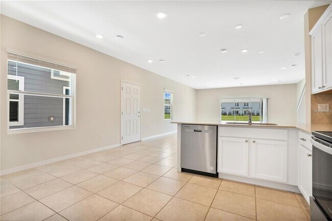 Foto del edificio - 2552 Bright Jewel St