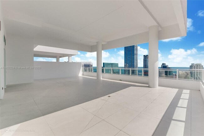Foto del edificio - 1080 Brickell Ave