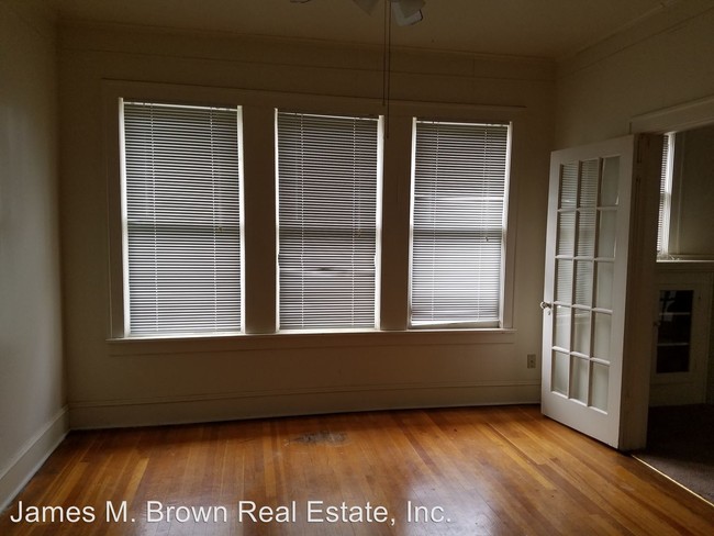 Building Photo - 2824 Highland Ave