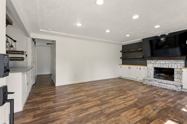Foto del edificio - 4918 NE 54th St
