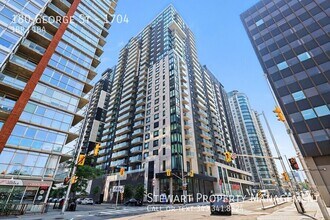 Building Photo - 180 George St