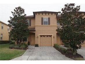 Building Photo - 1311 Twin Trees Ln