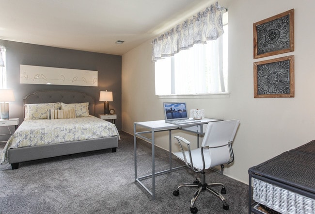 Foto del edificio - Gardenvillage Apartments & Townhouses