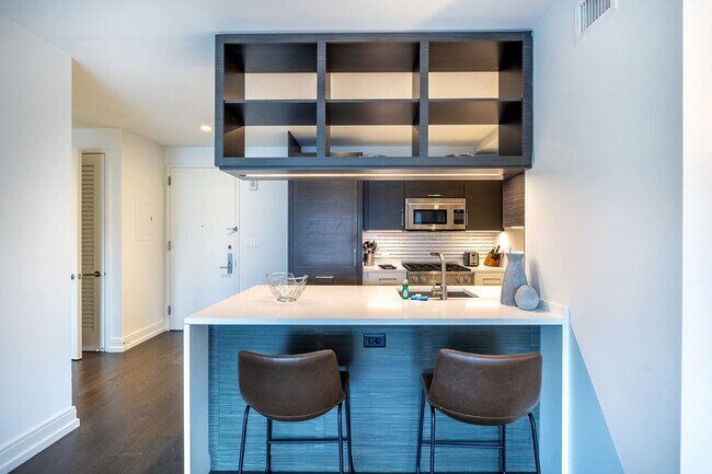 Foto del edificio - 555 10th Ave