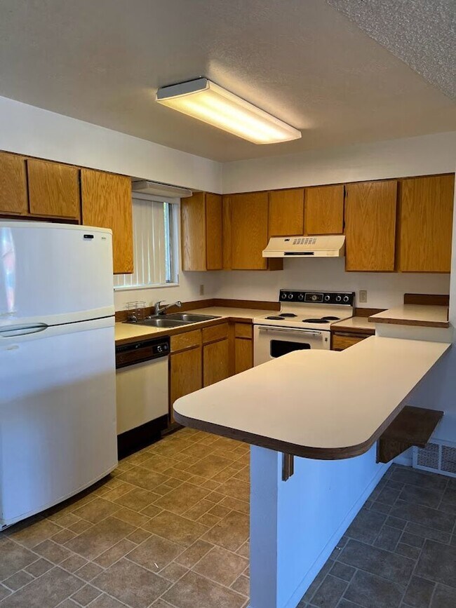 Foto del edificio - Nicely Maintained Condo!