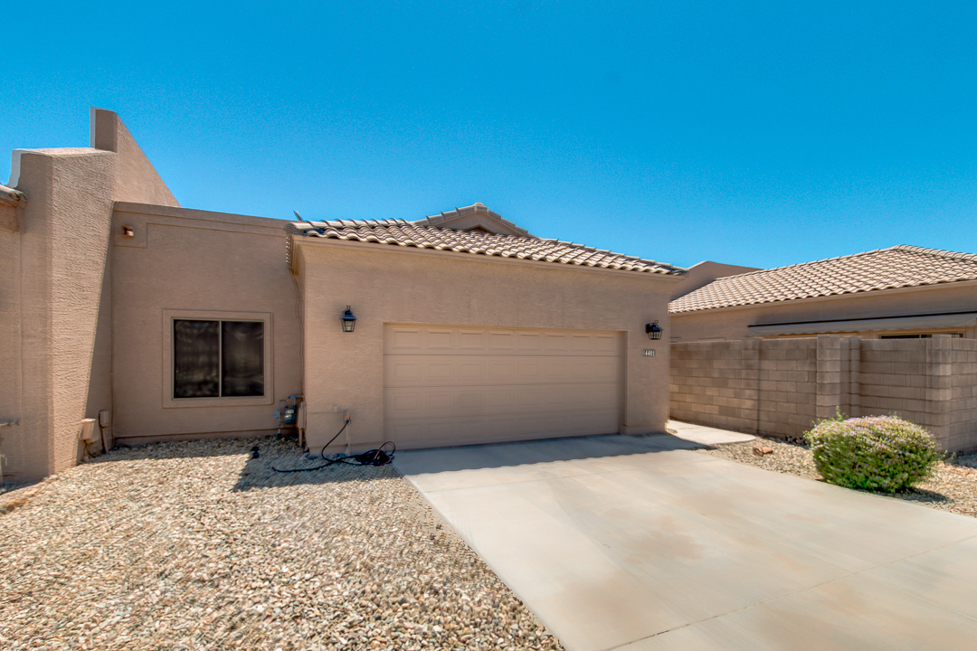 2 car garage - 18650 N 91st Ave