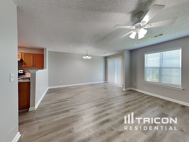 Foto del edificio - 740 Parkway Rd