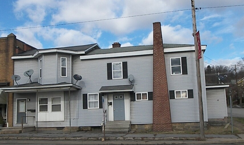Primary Photo - 106 S 4th St