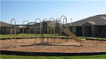 Building Photo - 1000 N Marland Blvd