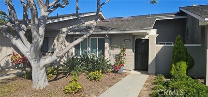 Building Photo - 8566 Trinity Cir