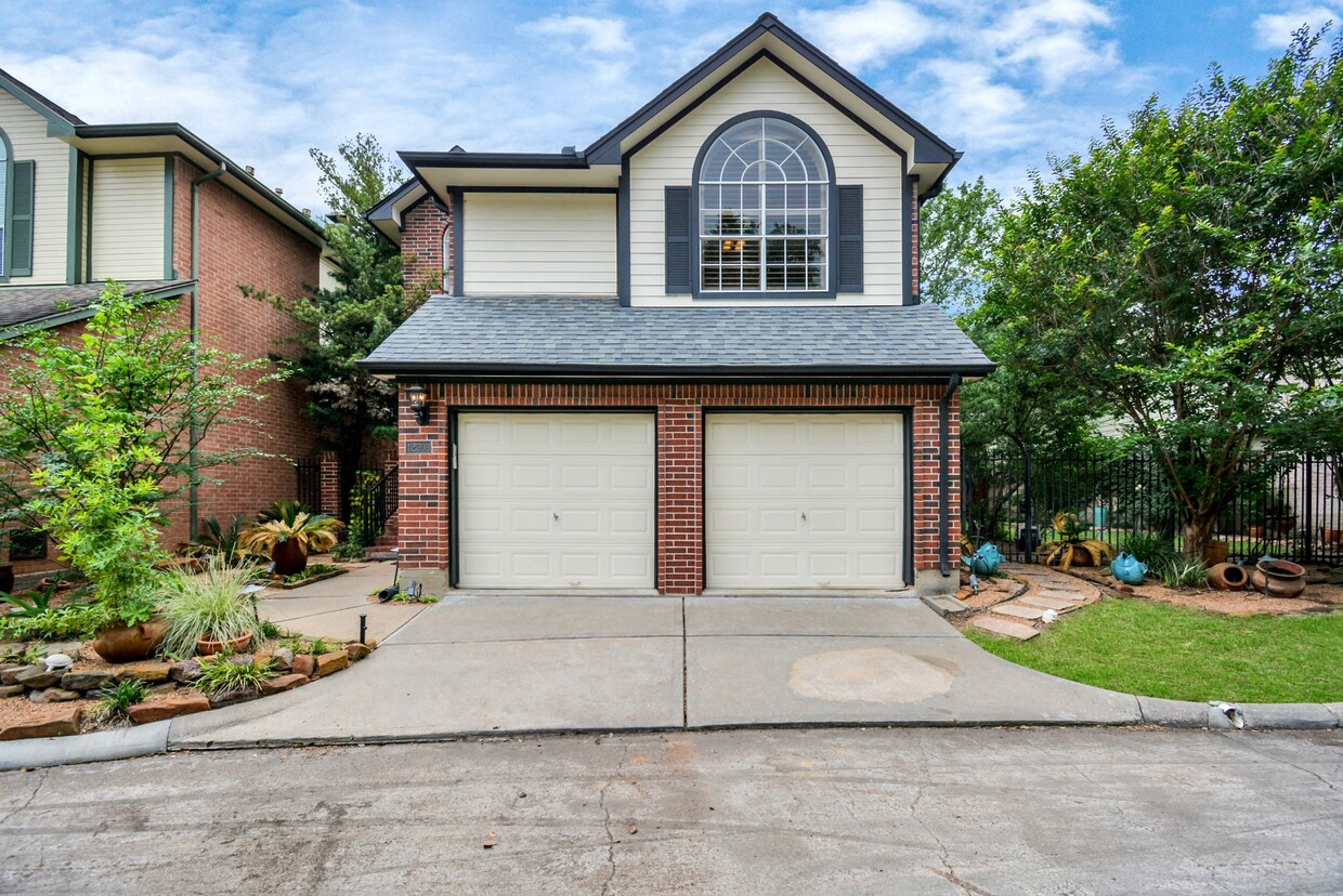 Primary Photo - 12906 Kingsbridge Ln