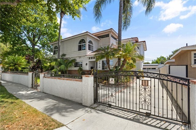 Building Photo - 3010 Lomina Ave