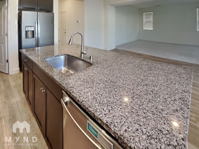 Building Photo - 2062 Maradona Dr