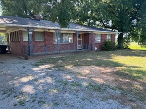 Building Photo - 3316 Sandy Ridge Rd