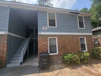 Building Photo - 114 Chalet North CT