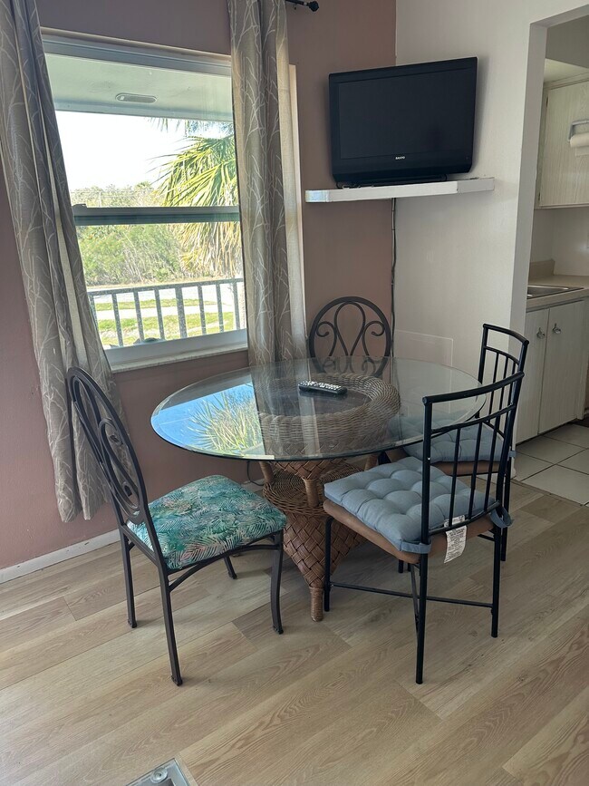 Zona de comer - Ocean Shore Villa