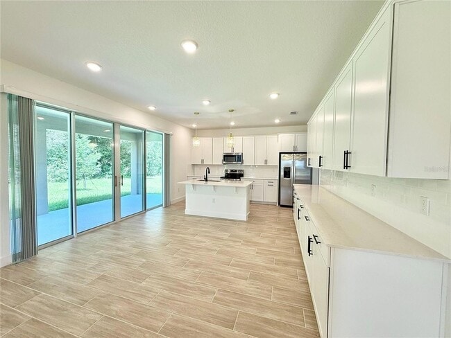 Building Photo - 733 Wekiva Ridge Dr